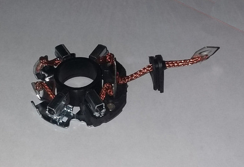 Porta Carbones Chevrolet Corsa Vectra Astra 1
