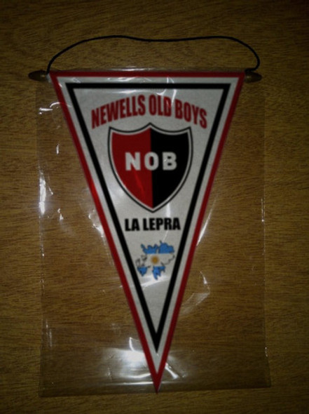 Banderin Triangular Malvinas Y Newells Old Boys 1