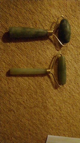 Masajeador De Piedra Jade Para Parpados,bolsasy Mejillas 0