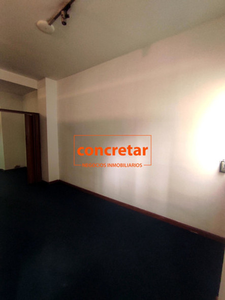 Local En Zona Centro. Oficina. En Impecable Estado, Para Entrar 1