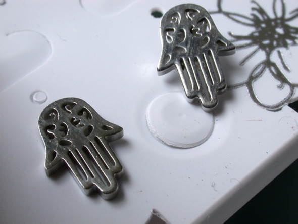 Luli Caravana Acero Quirurjico Antialergico  Mano De Fatima 1 Luli Caravana Acero Quirurjico Antialergico  Mano De Fatima 1