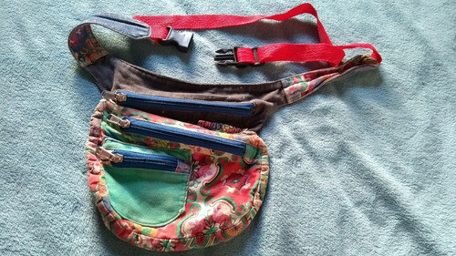 Riñonera Artesanal Para Dama De 3 Bolsillos 0