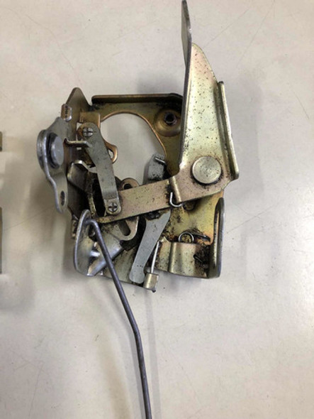 Peugeot 504 2 Cerraduras De Puertas Delanteras Originales 1
