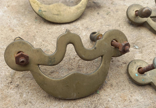 4 Bases De Manija Bronce 8,5 X 4,8 Alto - Precio X Lote 1