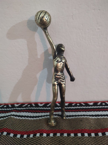 Antiguo Jugador De Básquet Bronce 0