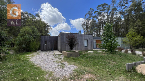 Casa En Piriápolis (bella Vista) Ref. 5735 0