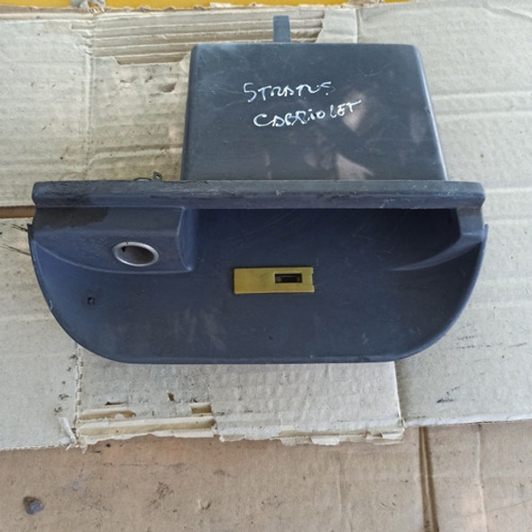 Cenicero Chrysler Stratus 0