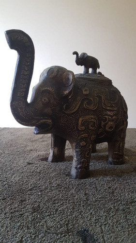 Antigo Elefante Em Bronze Possivelmente Africano Ou Indiano 0