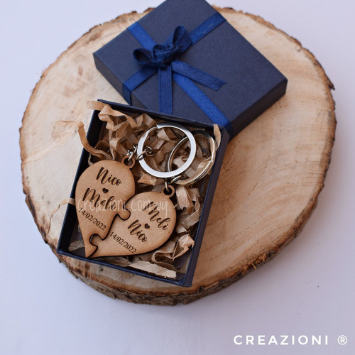 Llaveros Medios Corazones Mdf - Regalos San Valentín Novios 0