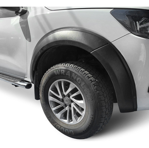 Fenders Maxliner Sin Agujeros Nissan Np300 Frontier Negro 1
