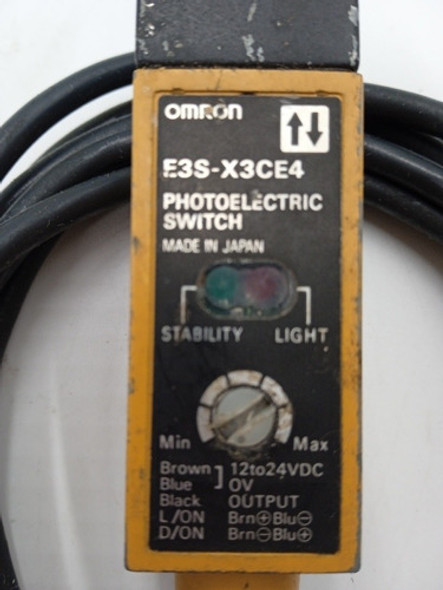 Amplificador De Fibra Óptica Sensor Npn E3s-x3ce4 Omron 1