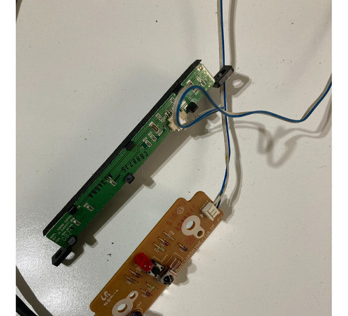 Lodelele Botonera Y Sensor Samsung Ln32a330j1 0