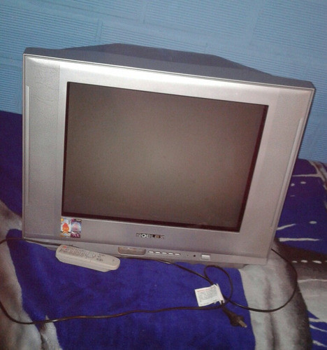 Televisor Noblex Funcionando Con Control 0