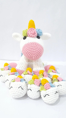 Unicornio Amigurumi Apego + 20 Souvenirs Llaveros 0