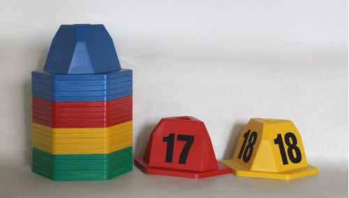 Conos Y Piramides Imantados Para Taller Y Concesionario. 1