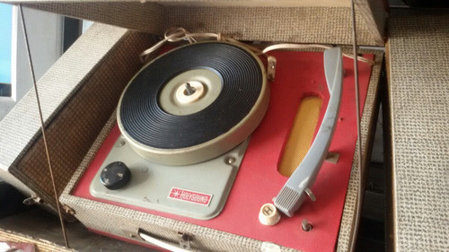 Vitrola Antiga Holysound  Portátil Para Restaurar Peça Unica 0