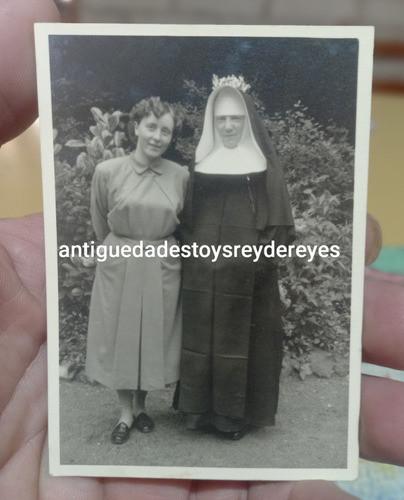 Fotografia Antigua Monja 0