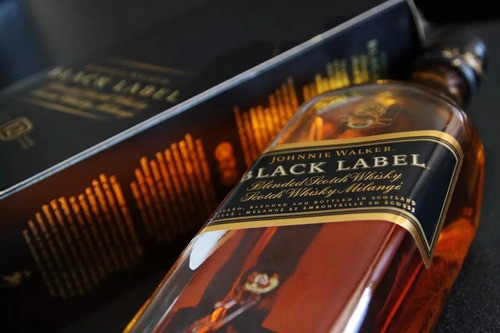 Whisky Johnnie Walker Black Label 12 Años 750 Ml.- 1