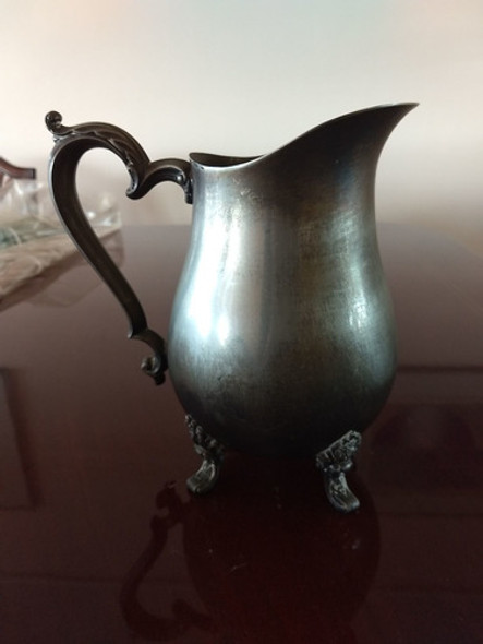 Jarra De Agua Metal 20cm Usa 0