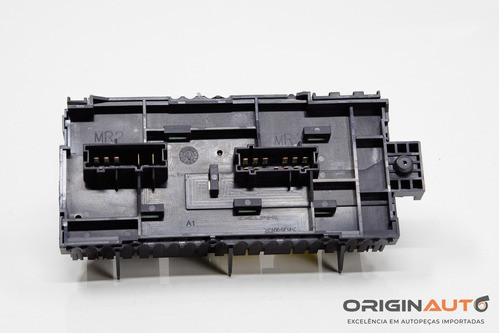 Caixa Fusiveis Mercedes Gla A Cla B200 1.6 2014 A 2019 1