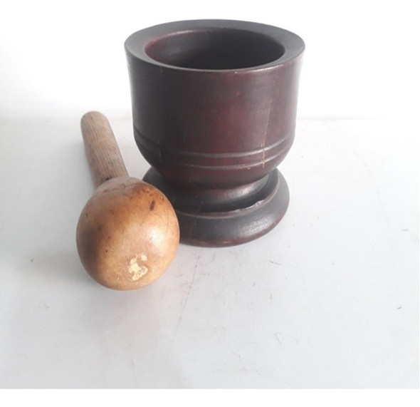 Antiguo Mortero De Madera Con Pilón 1