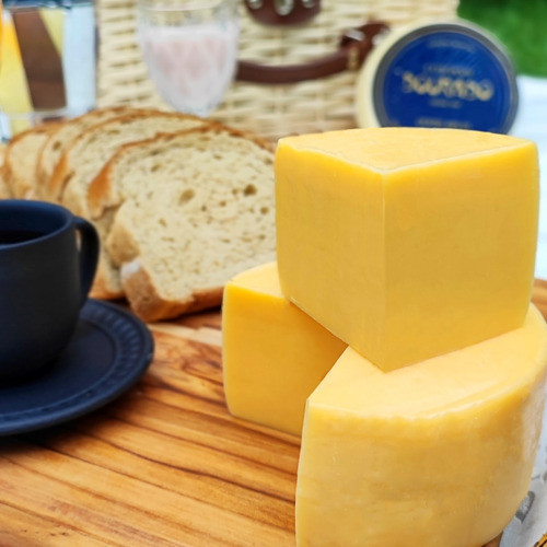 Frios Queijo Prato Cobocó Mineiro Delicioso, Peça De 500g 1