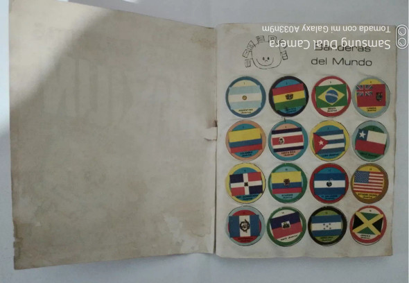 Maxilin Sticker Album 1968 – Original & Rare Collector’s Item – Vintage Album in Great Condition (Used) Maxilin Sticker Album 1968 – Original & Rare Collector’s Item – Vintage Album in Great Condition (Used)