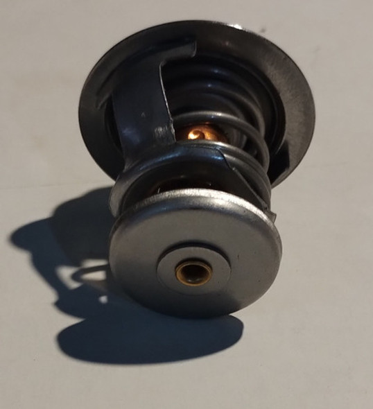 Termostato 83° Para Ford Cargo 1730/2631 Cummins 1