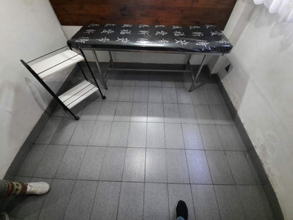 Camilla Fija Usada Con Mesa 1