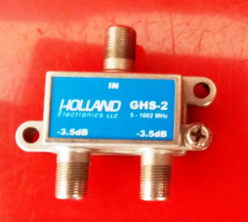 Splitter Holland (2 Unid) 1 Splitter (3 Salids)chino Y 2 Adp 0