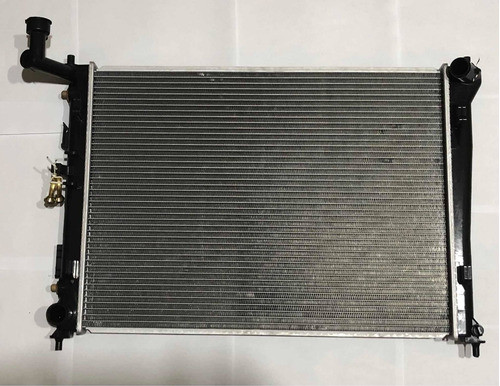 Radiador Hyundai I30 2.0 2010/2011 - Kia Cerato 1.6 2.0 1