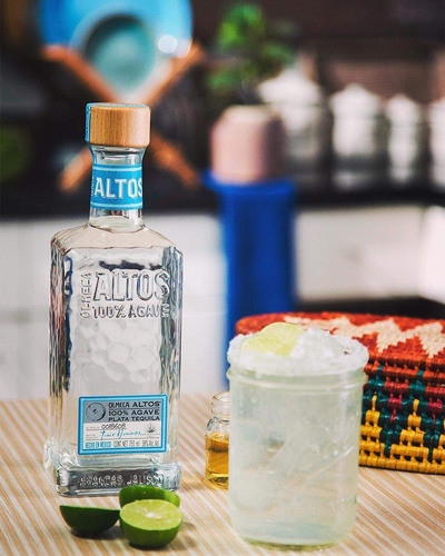 Tequila Olmeca Altos Plata Plaza Serrano 1