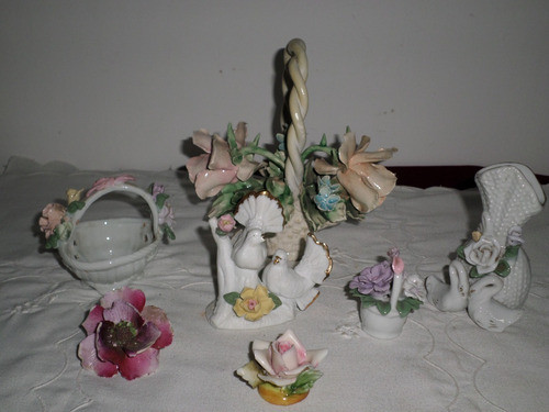 Lote De Adornos Porcelana Ceramica Con Flores Canasta Cisnes 0