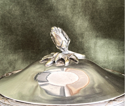 Magnífica Guisera Bañada En Plata Con Flor En El Asa 1