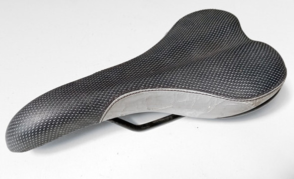 Asiento Velo Para Bicicleta 26x13,5 Cm Con Detalle No Envío 0