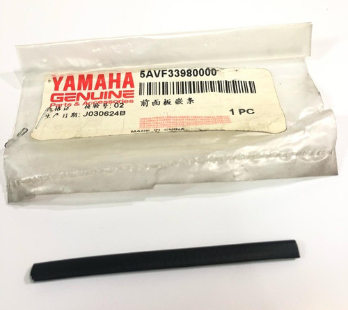 Moldura Interior Pechera Orig. Yamaha T105 Crypton Panella 0