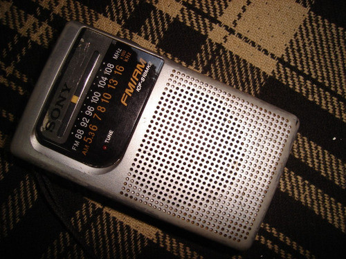 Radio Sony Mod.s10mk2 Funciona Falta Tapa Y Antena Sin Envio 0