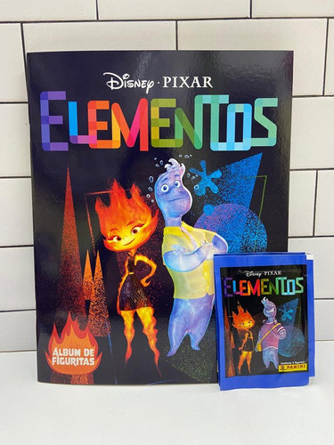 Album Elementos De Pixar + 10 Sobres - Panini 1