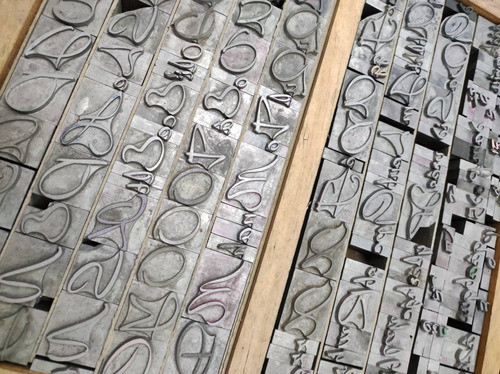 Tipografía Cursiva Cuerpo 72 0