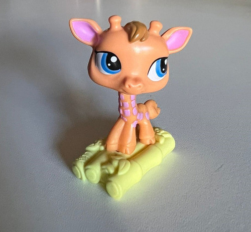 Littlest Pet Shop Jirafa 0