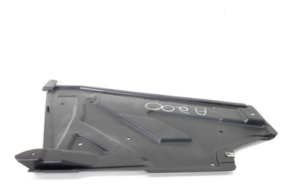 Acabamento Chapa Assoalho Proteção   Mercedes A200 1