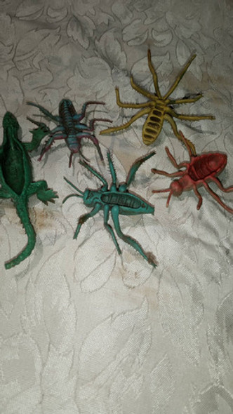 Muñecos De Insectos Antiguos 1