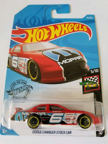 Hot Wheels  Hw Race Day - Dodge Charger Stock Car, Rojo 0