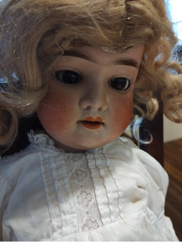 Muñeca De Porcelana Antigua Alemana  S&h 0