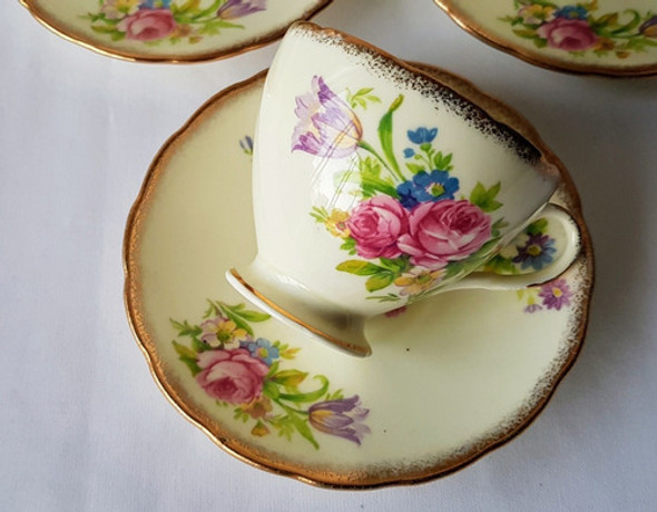 Taza Y Plato De Café Porcelana Inglesa Foley Tulip 0