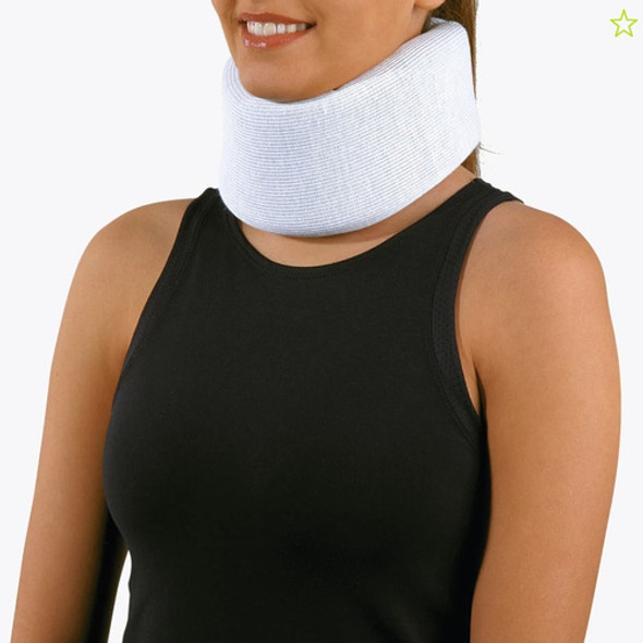 Colar Cervical Ortopédico Espuma - Tamanho M 0 Colar Cervical Ortopédico Espuma - Tamanho M 0