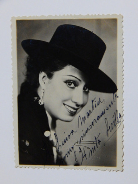 Fotografia Firmada Anita Sevilla Con Sombrero 1 Fotografia Firmada Anita Sevilla Con Sombrero 1