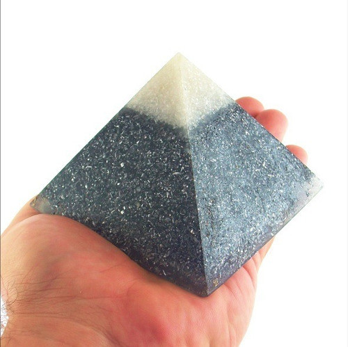Orgonite Orgon Pirámide Egipcia Grande  Turmalina Aluminio 0