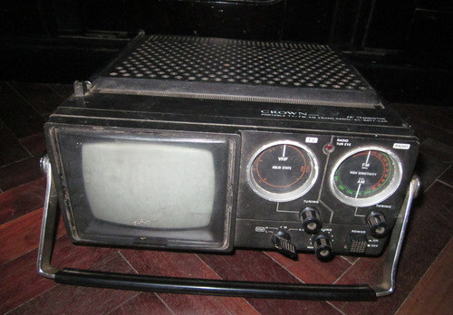 Antiguo Radio Televisor Crown Para Colección Se Desconoce Si 1