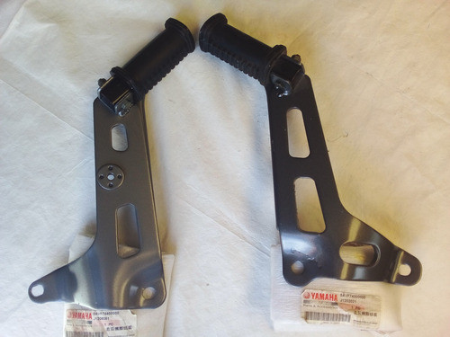 Soportes Pedalines Yamaha Crypton T105 M/v Original 5avf74- 1